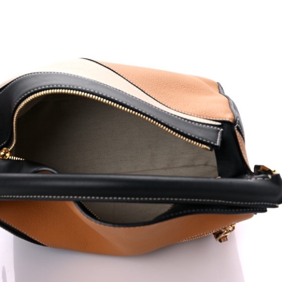 EUC LOEWE Medium Original Puzzle in Rare, HTF Black, Amber & Light Oat w/ Feet! - Picture 4 of 16